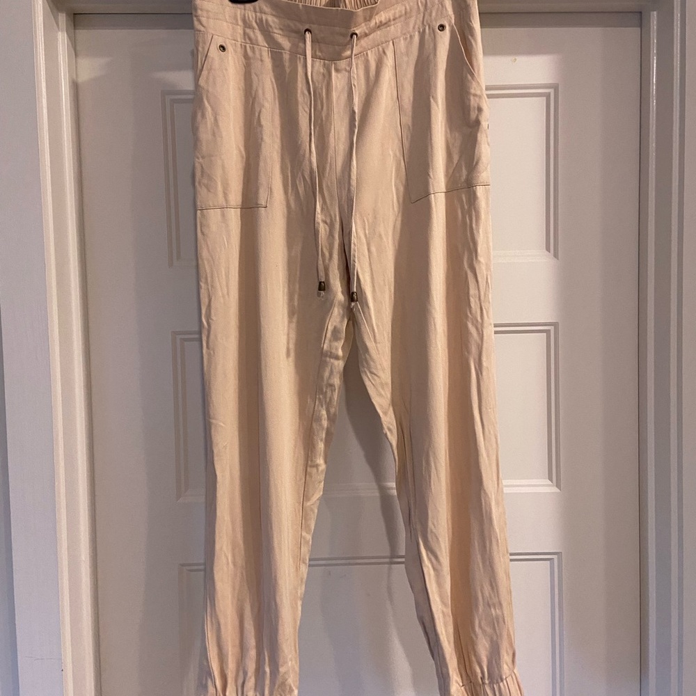 Women’s joggers